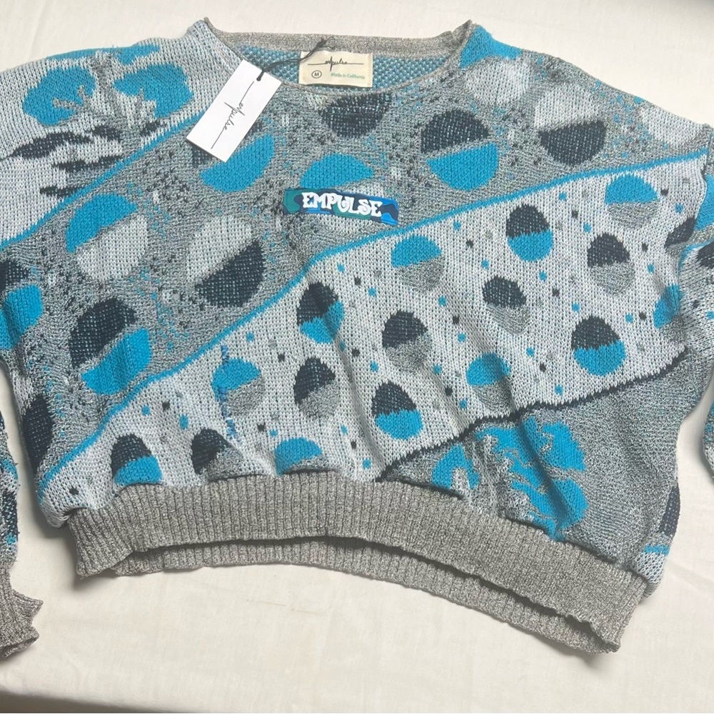 NWT Empulse cropped sweater.   Size Medium